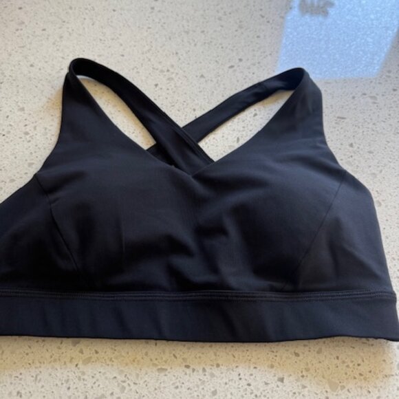 Lululemon Envital Bra, Medium Support, B/C Cup in Black, Size 8 - Picture 7 of 11